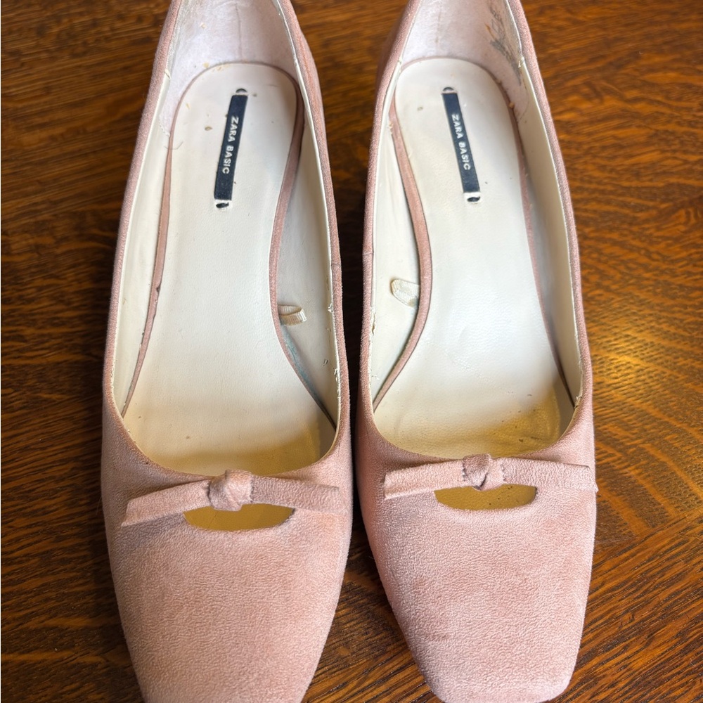 Zara Women's Pink Suede Flats